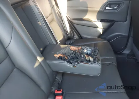 2023 Nissan Rogue Sl Fwd z USA, uszkodzony, nr VIN 5N1BT3CA2PC682437